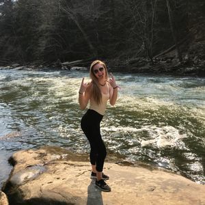 Meet your Posher, Taylor